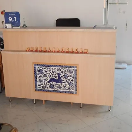 Ξενοδοχείο με διαμερίσματα Florida & - Adults Only